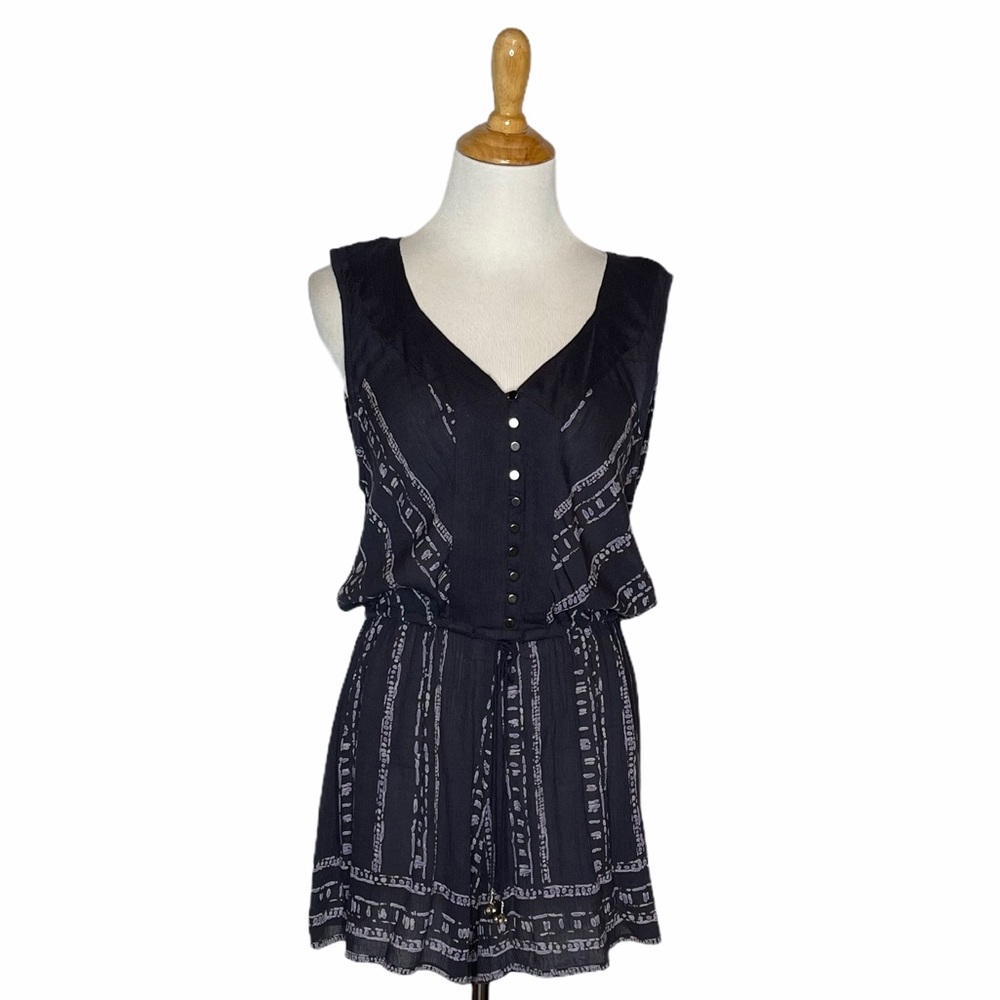 RELIST Tomorrow Last Chance Urban Outfitters Ecote Magdelina Romper purple sm - Picture 3 of 13